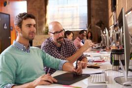 O treime dintre angajații din mediul privat lucrează în companii multinaționale