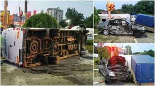 ACCIDENT TERIBIL, în această dimineaţă! 14 VICTIME, după IMPACTUL VIOLENT între un microbuz şi o maşină, la intrarea în Constanţa (GALERIE FOTO + VIDEO)