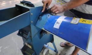 ACCIDENT ŞOCANT în Botoşani: Un tânăr şi-a prins ORGANUL GENITAL în tocătoarea de furaje!