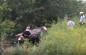 Un copil de doar 4 ani şi mama lui adoptivă au murit într-un CUMPLIT ACCIDENT de circulaţie, între Schela şi Smârdan VIDEO