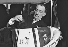 Salvador Dali va fi exhumat, la 28 de ani de la moartea sa. O clarvăzătoare a obţinut decizia instanţei