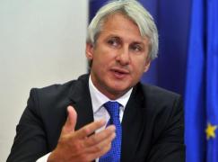 Eugen Teodorovici ripostează pe Facebook: "Decizia demiterii mele aparţine cuiva care doar crede că ştie tot ce mişcă în România"