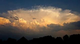 NOI ALERTE METEO! Cod galben de FURTUNĂ în 13 judeţe, valabil în următoarele ore