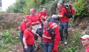 Acţiune dificilă de salvare în Munţii Bucegi. O femeie s-a accidentat în timp ce cobora de la Vârful Omu. Şapte salvamontişti i-au venit în ajutor