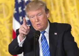 Donald Trump interzice transsexualilor să se înroleze în armata SUA