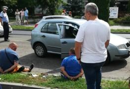 Acţiune de amploare în centrul Piatra-Neamţ! Indivizi încătuşaţi de poliţişti, după o urmărire în trafic (VIDEO)
