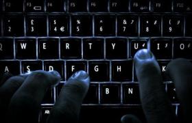 Agenți ruși, bănuiți că l-ar fi supravegheat pe Macron pe rețelele de socializare, în timpul campaniei prezidențiale!