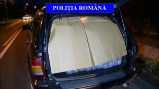 Transport ilegal de alcool în Dej. Poliţia a confiscat mii de litri de alcool etilic. Două persoane au fost arestate