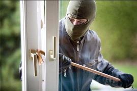 Consulul italian Roberto Sperandio, JEFUIT la Arad. Tâlharii au furat mii de euro, bijuterii, dar și trei arme de foc