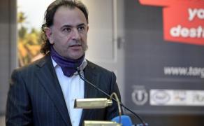 Unul dintre cei mai bogați oameni din România, Mohammad Murad, vrea să recreeze satul românesc tipic de la 1800 într-un proiect care va costa 5 milioane de euro