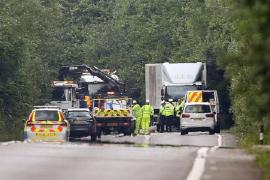 O femeie și cei doi copii ai săi au murit astăzi într-unul dintre CELE MAI ȘOCANTE accidente din Marea Britanie, potrivit descrierii polițiștilor (FOTO, VIDEO)