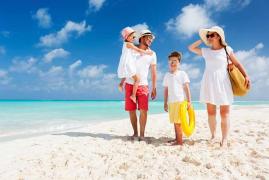 Cum te bucuri de concediul de vară când ai un buget limitat? 3 soluții economice