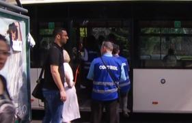 REVOLUŢIE LA RATB. Începând de azi, călătorii vor fi CONTROLAŢI la urcarea în mijloacele de transport!