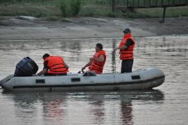 Tragedie în Giurgiu: Un bărbat dat dispărut de rude a fost găsit mort în apropiere de plaja Gostinu