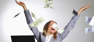 Horoscopul BANILOR pentru luna August! Cine sunt NOROCOŞII zodiacului care-şi vor face TOATE POFTELE în această vară! Vor da LOVITURA aşa cum nu se aşteptau vreodată!