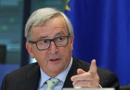 Acuze dure la vârful Comisiei Europene! Preşedintele Juncker ar fi dat ZECI DE MII DE EURO pentru un zbor Bruxelles-Roma