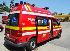 O fetiţă de şapte ani a fost RESUSCITATĂ pe marginea unei piscine în care s-a înecat, sub ochii îngroziţi ai părinţilor!