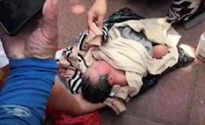 HALUCINANT! O mamă şi-a trimis bebeluşul la orfelinat prin ... POŞTĂ! Micuţa avea doar câteva zile (IMAGINI ŞOCANTE)