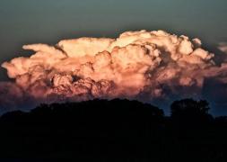 Noi alerte meteo! Vreme caniculară şi furtuni în weekend. Ultima prognoză emisă de meteorologi