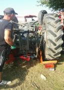 TRAGEDIE în Neamţ! Un bărbat a murit STRIVIT de un tractor!