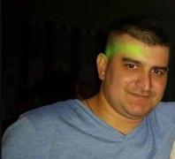 Poliţist de 27 de ani, GĂSIT ÎMPUŞCAT ÎN CAP cu arma din dotare! Trupul tânărului, descoperit de propriul tată