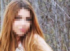 Tânăra de 20 de ani găsită DEZBRĂCATĂ pe stradă la Ploieşti înregistra un film pentru ADULŢI într-o maşină!