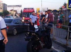 Cine este motociclistul luptător de K1 care a snopit în bătaie trei bărbaţi după o şicanare în trafic
