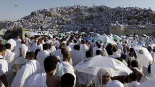 Egiptul își deschide frontiera cu Gaza pentru pelerinii care sunt în drum spre Mecca!