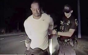 Tiger Woods a luat cinci medicamente puternice, înainte de a fi găsit dormind în maşina sa şi arestat în Florida