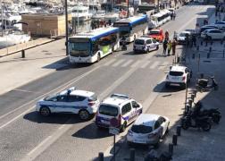 ULTIMA ORĂ! Cel puţin UN MORT, la Marseille, după ce o maşină a lovit în plin o staţie de autobuz