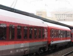 Bărbat SPULBERAT de tren, în București, în zona Reviziei de vagoane CFR Griviţa. Medicii SMURD au intervenit, dar nu au mai putut face nimic