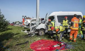 Ambasada României la Bruxelles aşteaptă o informare oficială despre românii implicaţi în accidentul din Belgia