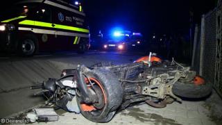 Grav accident de circulaţie, la Cluj, cu impact devastator. S-a lovit de un cap de pod, apoi a zburat câţiva metri în aer, căzând într-un canal (VIDEO)