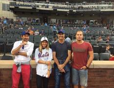 Simona HALEP a fost invitată să efectueze prima aruncare la un meci de baseball al echipei New York Mets! | VIDEO