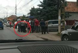 Accident ORIBIL la Cluj. Poștăriță pe bicicletă, spulberată de o șoferiță care a ieșit direct în șosea, fără să se asigure