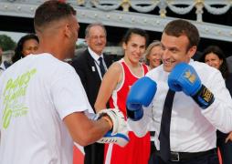 Portret de preşedinte. Emmanuel Macron, o ascensiune meteorică, sub o stea norocoasă. Popularitatea lui e în scădere