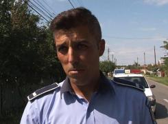 Mărturia EMOŢIONANTĂ a poliţistului care a RESUSCITAT un nou-născut pe care l-a salvat dintr-o HAZNA - VIDEO