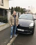 Răsturnare de situaţie în cazul tânărului cu Porsche care s-a baricadat în maşină şi a făcut circ cu poliţiştii - VIDEO