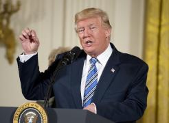 Donald Trump se dezlănţuie  împotriva anchetei privind alegerile prezidenţiale: "Povestea rusă este o fabricaţie totală"