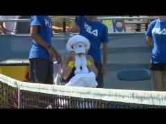 Simona Halep a abandonat în sferturile turneului de la Washington