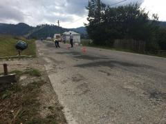 Accident ÎNGROZITOR la Suceava. Fetiță de 5 ani și mătușa ei au murit, după ce au fost SPULBERATE de o mașină,  în timp ce traversau strada