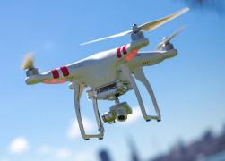 Pentagonul dă liber la "vânătoarea" de drone. Peste 130 de baze militare au primit autorizaţie să doboare drone care le survolează