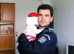 Răsturnare de situaţie în cazul poliţistului condamnat la închisoare după ce a împuşcat mortal un bărbat care l-a scuipat!