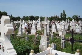 A MURIT în cimitir! Un bărbat s-a stins din viaţă chiar lângă locurile de veci!