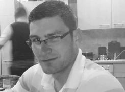 A salvat două suflete, însă a fost răpus de valurile înalte şi curenţii puternici! Trupul lui Adrian a fost adus la mal în această dimineaţă - FOTO