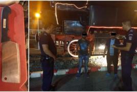 Atacat cu SATÂRUL, în gara CFR Arad!