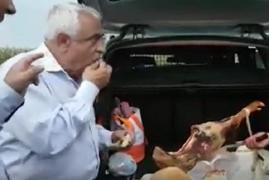 Ministrul Daea dă oaia pe PORC! Imagini inedite cu şeful Agriculturii, care ia masa direct din portbagaj (VIDEO)