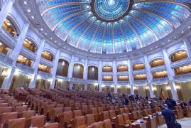 Şi parlamentarii merg la şcoală! Programul Camerei Deputaţilor de luni