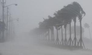 Uraganul Irma lasă Florida în întuneric. Aproape şase milioane de locuinţe şi afaceri au rămas fără curent electric
