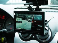 Poliţiştii rutieri au fost UMILIŢI în instanţă de un vitezoman cu BMW! Tânărul şi-a recăpătat permisul dintr-o greşeală banală!